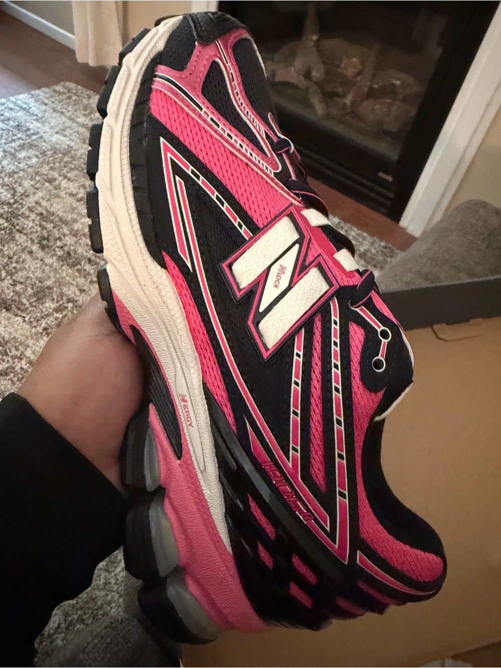 New Balance Women’s Hot Pink and Black Athletic Running Shoes - Picture 2 of 5